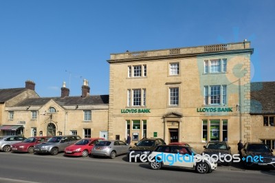 Sunny Spring Day In Moreton-in-marsh Stock Photo