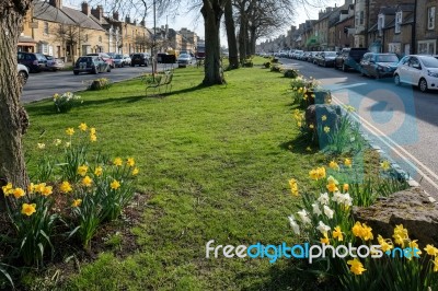 Sunny Spring Day In Moreton-in-marsh Stock Photo