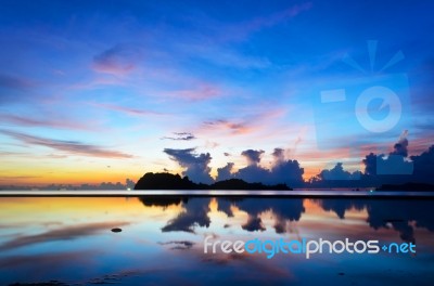 Sunrise At Hat Sai Ri Beach In Chumphon Stock Photo