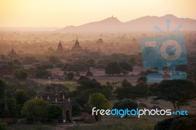 Sunrise Over Temples Of Bagan In Myanmar Stock Photo