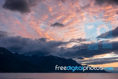 Sunset Over Lake Geneva At Montreux Stock Photo