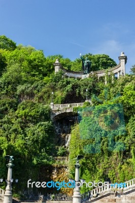 Szent Gellert Monument In Budapest Stock Photo