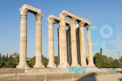 Temple Of Zeus In Athens Stock Photo