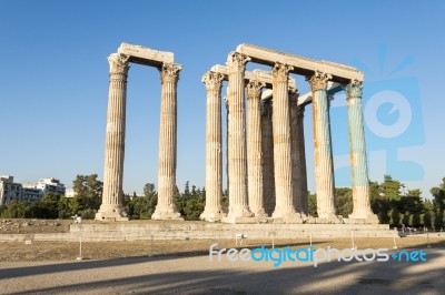 Temple Of Zeus In Athens Stock Photo