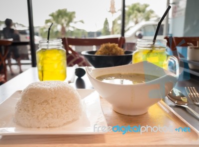 Thai Chicken Curry With Vegetables In Coconut Milk Stock Photo