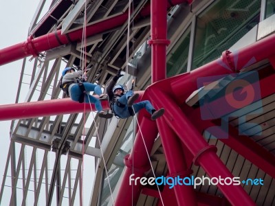 The Arcelormittal Orbit Sculpture At The Queen Elizabeth Olympic… Stock Photo