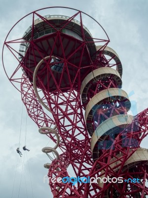 The Arcelormittal Orbit Sculpture At The Queen Elizabeth Olympic… Stock Photo