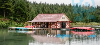 The Boathouse At Maligne Lake Stock Photo