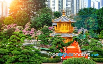 The Golden Pavilion Of Absolute Perfection In Nan Lian Garden In Chi Lin Nunnery, Hong Kong Stock Photo