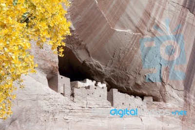 The White House Canyon De Chelly Stock Photo