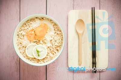 Top View Image Of Chinese Noodle In Bowl On Top Of Rustic Wood Stock Photo