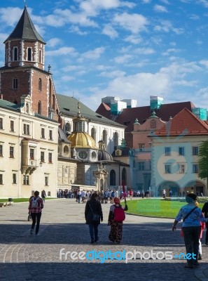 Tourists Congregating Outside Wawel Cathedral In Krakow Stock Photo