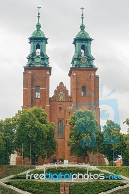 Towers Of The Basilica Archdiocese In Gniezno Stock Photo