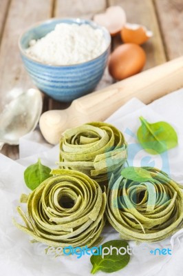 Traditional Italian Raw Homemade Spinach Pasta Stock Photo