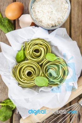 Traditional Italian Raw Homemade Spinach Pasta Stock Photo