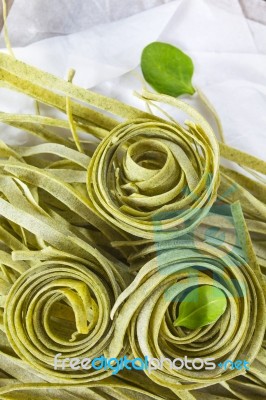 Traditional Italian Raw Homemade Spinach Pasta Stock Photo