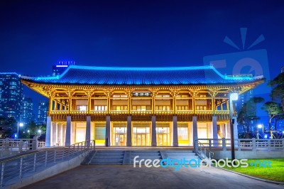 Traditional Korean Style Architecture At Night In Seoul,korea Stock Photo