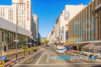 Traffic In The Downtown City Of Cape Town, South Africa Stock Photo