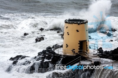 Tropical Storm Hitting The Lookout Tower In The Grounds Of The S… Stock Photo