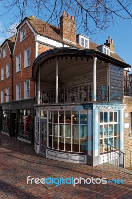 Tunbridge Wells, Kent/uk - January 5 : Unusual Shop In The Panti… Stock Photo