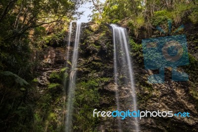 Twin Falls Waterfall Located In Springbrook National Park Stock Photo