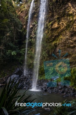 Twin Falls Waterfall Located In Springbrook National Park Stock Photo