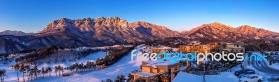 Ulsan Bawi Rock In Seoraksan Mountains In Winter, South Korea Stock Photo