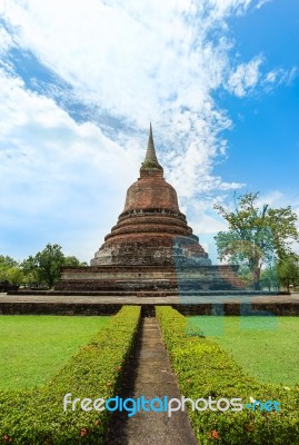 Unesco World Heritage Site Wat Chana Songkhram In Sukhothai Stock Photo