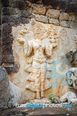 Unesco World Heritage Site Wat Chedi Si Hong In Sukhothai Stock Photo