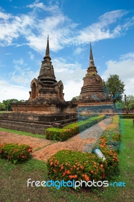 Unesco World Heritage Site Wat Sa Si In Sukhothai Stock Photo