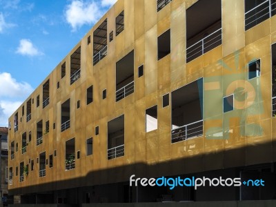 Unusual Design Of A New Building In Bordeuax Stock Photo