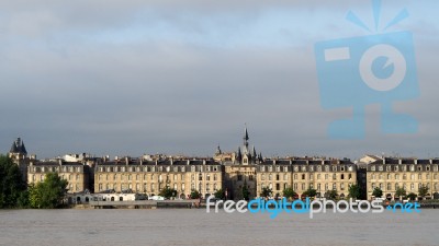 View Across The River Garonne From Stalingrad Stock Photo