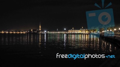 View Across The River Garonne In Bordeaux At Night Stock Photo