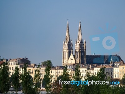 View Across The River Garonne Towards The Church Of St Martial Stock Photo