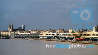 View Across The River Garonne Towards The Church Of St Martial Stock Photo