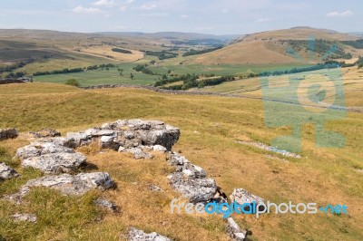 View From Conistone Pie Mountain In The Yorkshire Dales National… Stock Photo