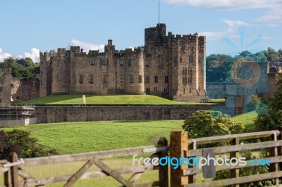 View Of Alnwick Castle Stock Photo