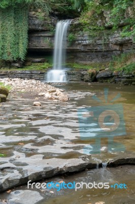 View Of Askrigg Waterfall In The Yorkshire Dales National Park Stock Photo