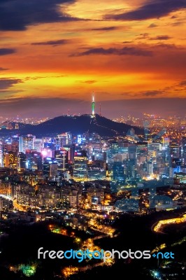 View Of Downtown Cityscape And Seoul Tower In Seoul, South Korea… Stock Photo