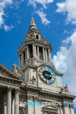 View Of St Paul's Cathedral Stock Photo