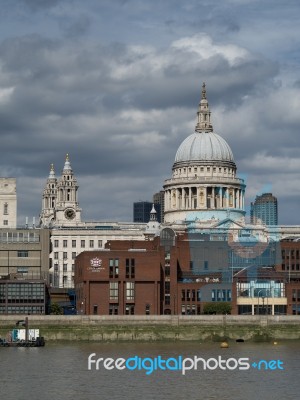 View Of St Paul's Cathedral From The Southbank Of The Thames Stock Photo