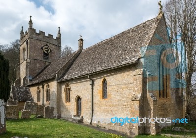 View Of St. Peter's Church In Upper Slaughter Stock Photo