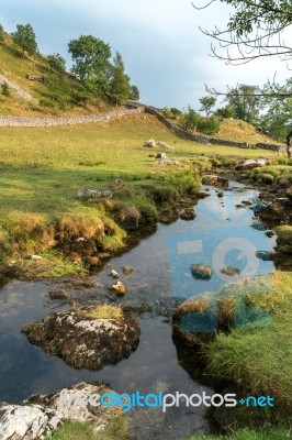 View Of The Countryside Around Malham Cove In The Yorkshire Dale… Stock Photo