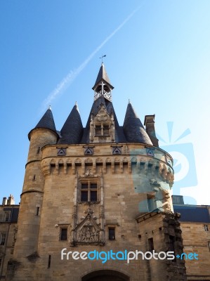 View Of The Exterior Of Porte Cailhau (palace Gate) In Bordeaux Stock Photo