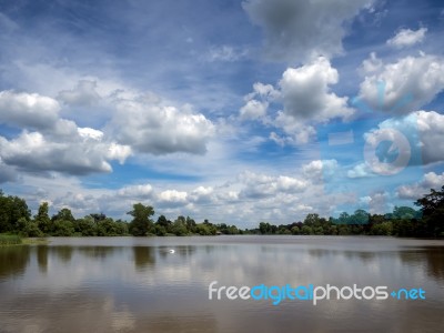 View Of The Lake At Hever Castle Stock Photo