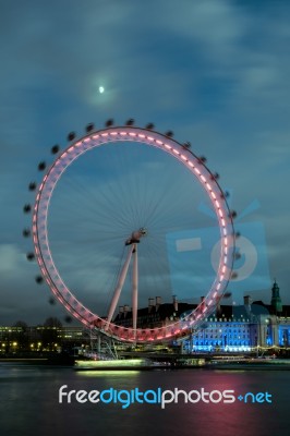 View Of The London Eye At Night Stock Photo