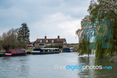 View Of The  Maybush Eco Inn Public House Next To The New Bridge… Stock Photo