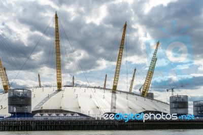 View Of The O2 Building From The River Thames Stock Photo