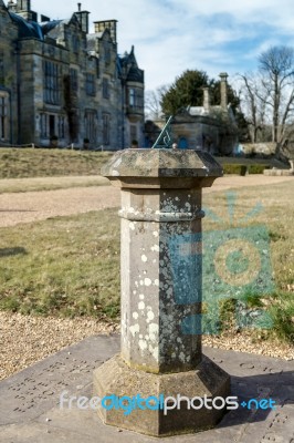 View Of The Sundial On The Scotney Castle Estate Stock Photo