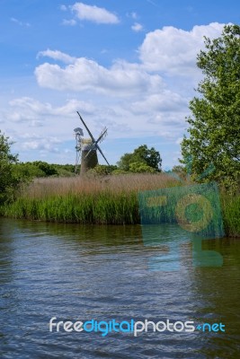 View Of Turf Fen Mill At Barton Turf Stock Photo